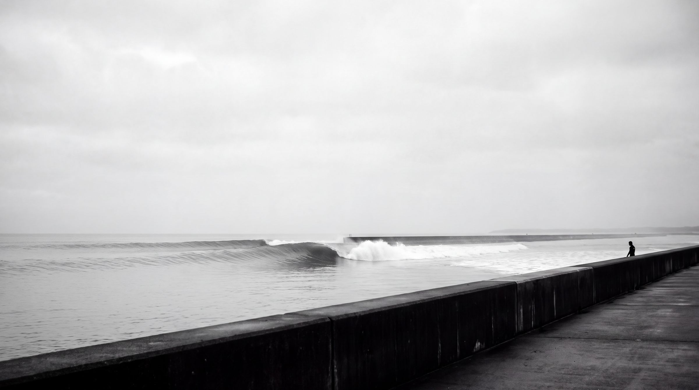 The Wave That Never Reads You Back